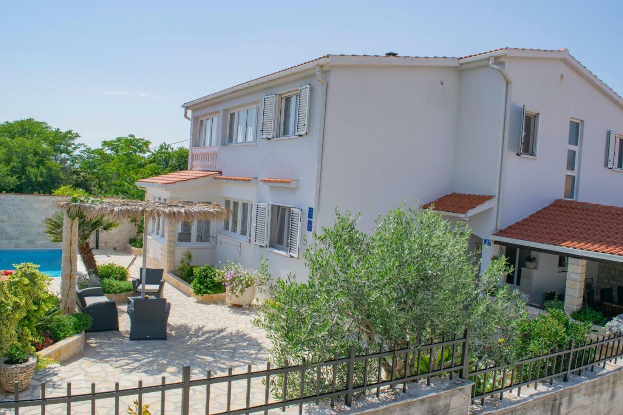 Apartments Solta Gornje Selo Exterior foto